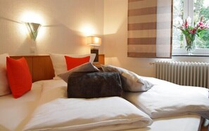 Double Room, Non Smoking | Desk, free WiFi - Brauhaus Schillerbad & Hotel (Luedenscheid)
