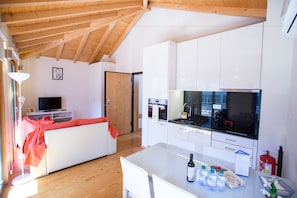 Private kitchen - Living Porto Apartments by Porto City Hosts (Porto)