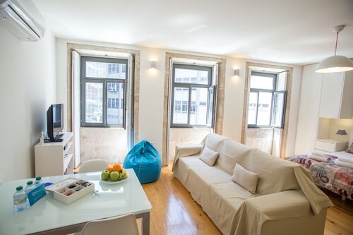 Living Porto Apartments by Porto City Hosts