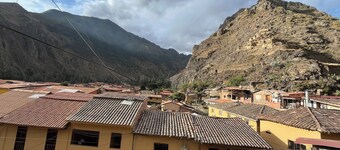 Hostal Apu Qhawarina