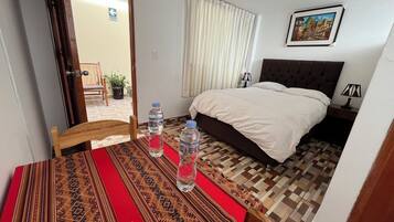 DOUBLE ROOM (Azucena) | Schreibtisch, Bügeleisen/Bügelbrett, kostenloses WLAN, Bettwäsche