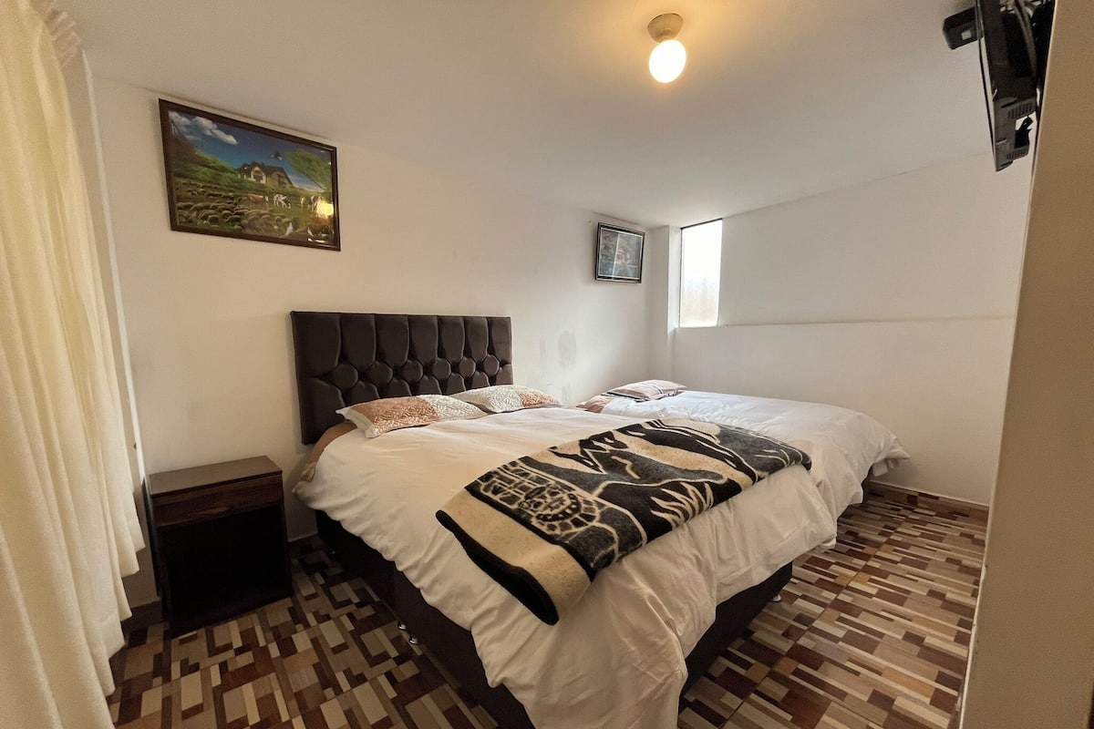 Double Room, Multiple Beds, Private Bathroom (Margarita) | 1 bedroom, desk, iron/ironing board, free WiFi