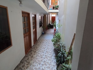 Hallway - Hostal Apu Qhawarina (Ollantaytambo)
