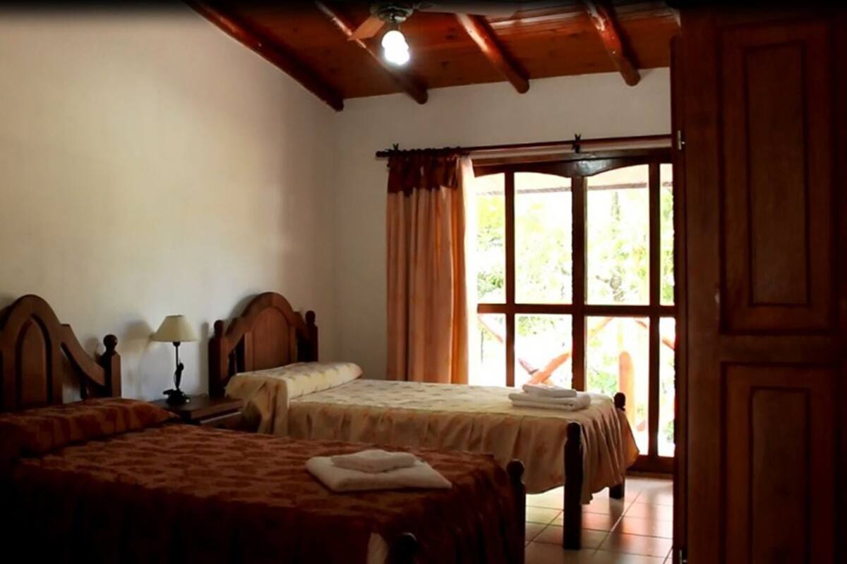 Deluxe Room, 2 Single Beds, Non Smoking, Garden View