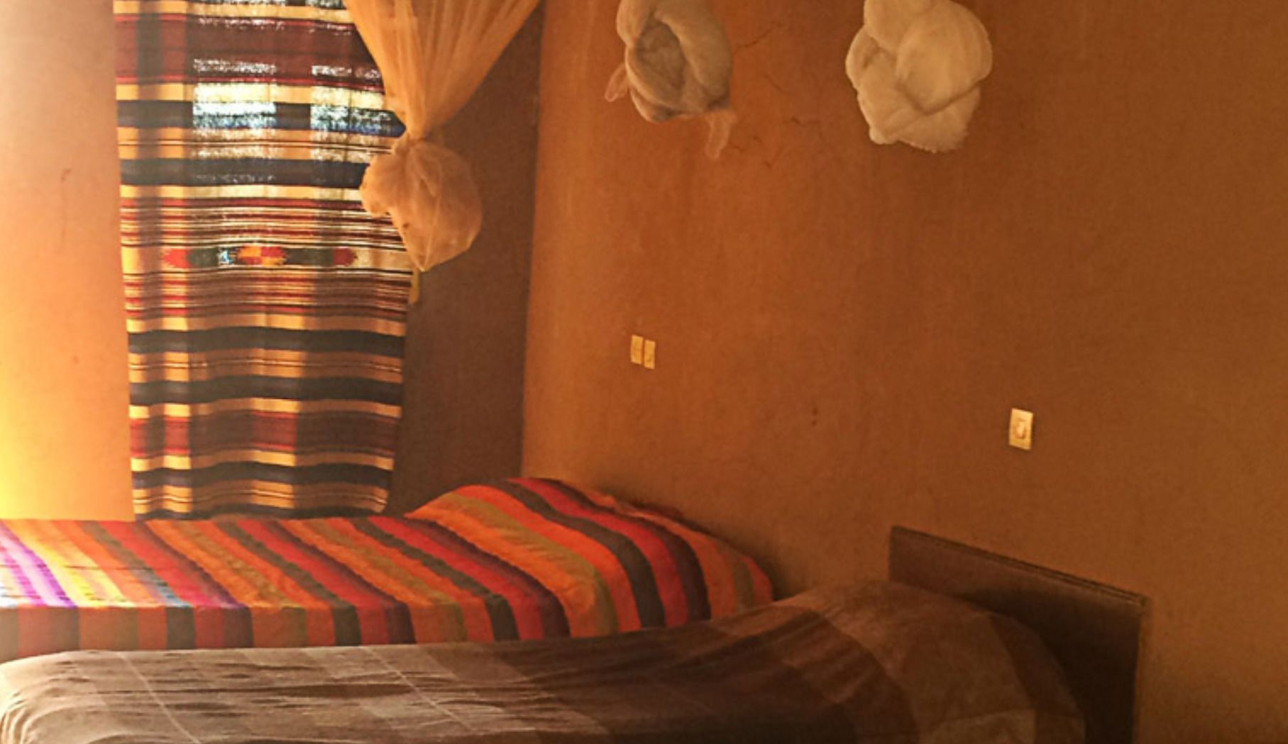 Chambre Double (Hlimat) | Coffres-forts dans les chambres, bureau, rideaux occultants