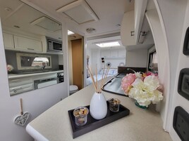 Casa móvil estándar, baño privado (Nayeli) | Cocina compartida