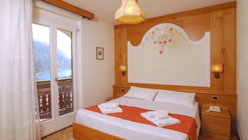 In-room safe, free WiFi, bed sheets, wheelchair access