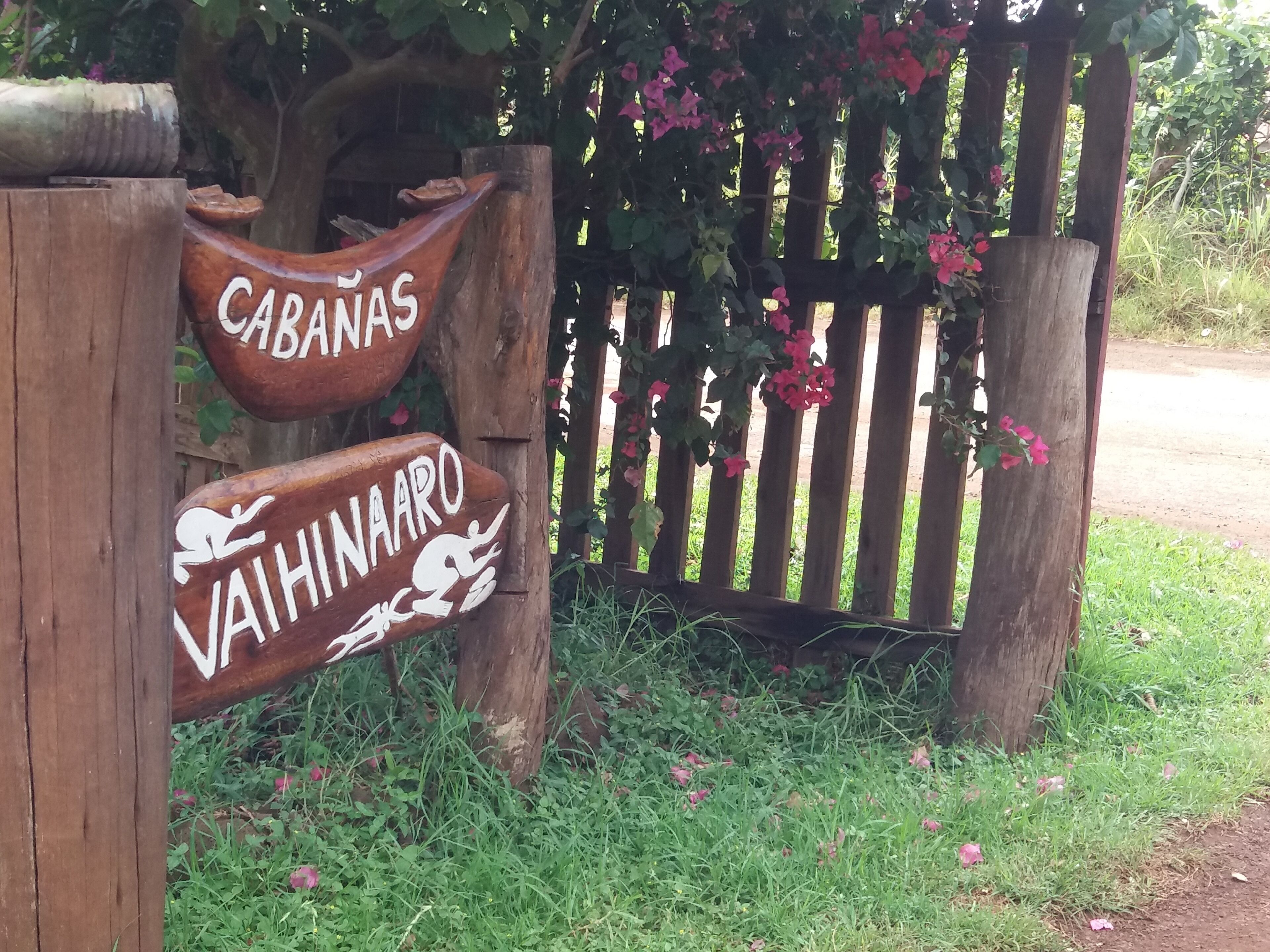 Photo - Cabañas y Hostal Vai Hina'aro