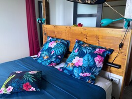 Classic Apartment, 1 Queen Bed with Sofa bed, Air conditioning, Ocean View | Pillowtop beds, in-room safe, individually decorated