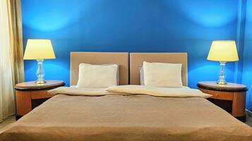 Superior-værelse med 2 enkeltsenge (1) | Egyptiske bomuldslagner, premium-sengetøj, individuelt design