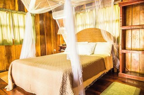 Family Suite, Multiple Beds, Non Smoking | In-room safe, bed sheets - Redwood Beach Resort (El Viejo)