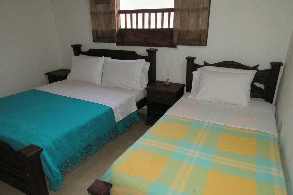 Standard Triple Room | Iron/ironing board, free WiFi, bed sheets