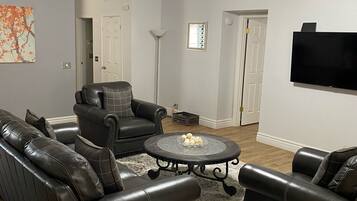 Smart TV, tenis de mesa y libros