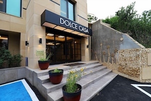 Entrada al alojamiento