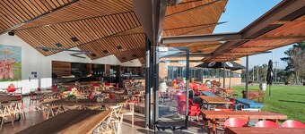 RENTAL ACCOMODATION NEAR OCEAN GROVE, BEACHES, ADVENTURE PARK, WINERIES, CAFES