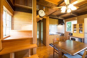 Private Vacation Home | Living area