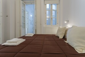 2 chambres, fer et planche à repasser, accès au Wi-Fi (inclus)