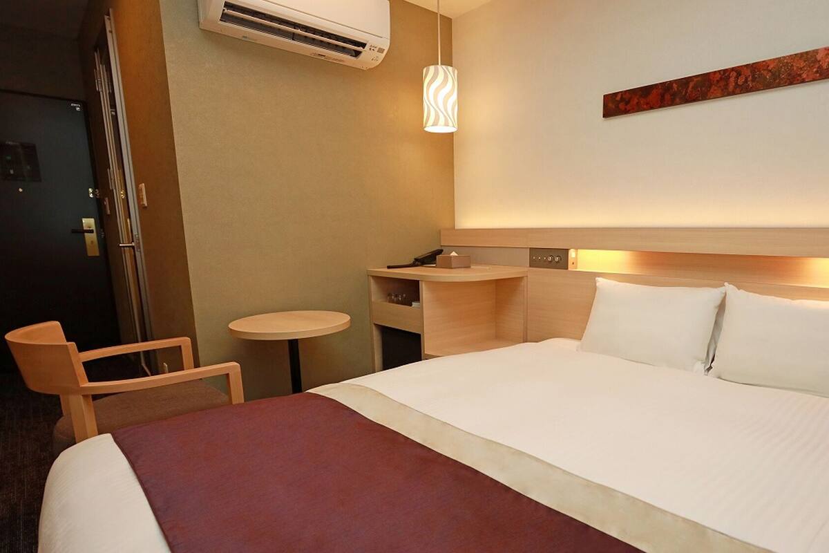 โต๊ะทำงาน, เตารีด/โต๊ะรีดผ้า, Wi-Fi ฟรี