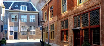 The old warehouse: a completely renovated apartment in the center of Leiden