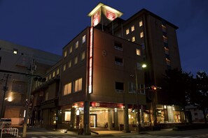 Front of property – evening/night - Grandpark Hotel Excel Fukushima Ebisu (Fukushima)