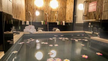 Bain à remous intérieur