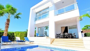 Pool - Villa Nasia (Peyia)