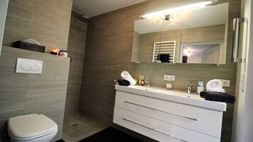 Badewanne, HandtĂŒcher