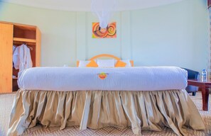 Superior Suite | Desk - Palast Rock Hotel (Nyamata)