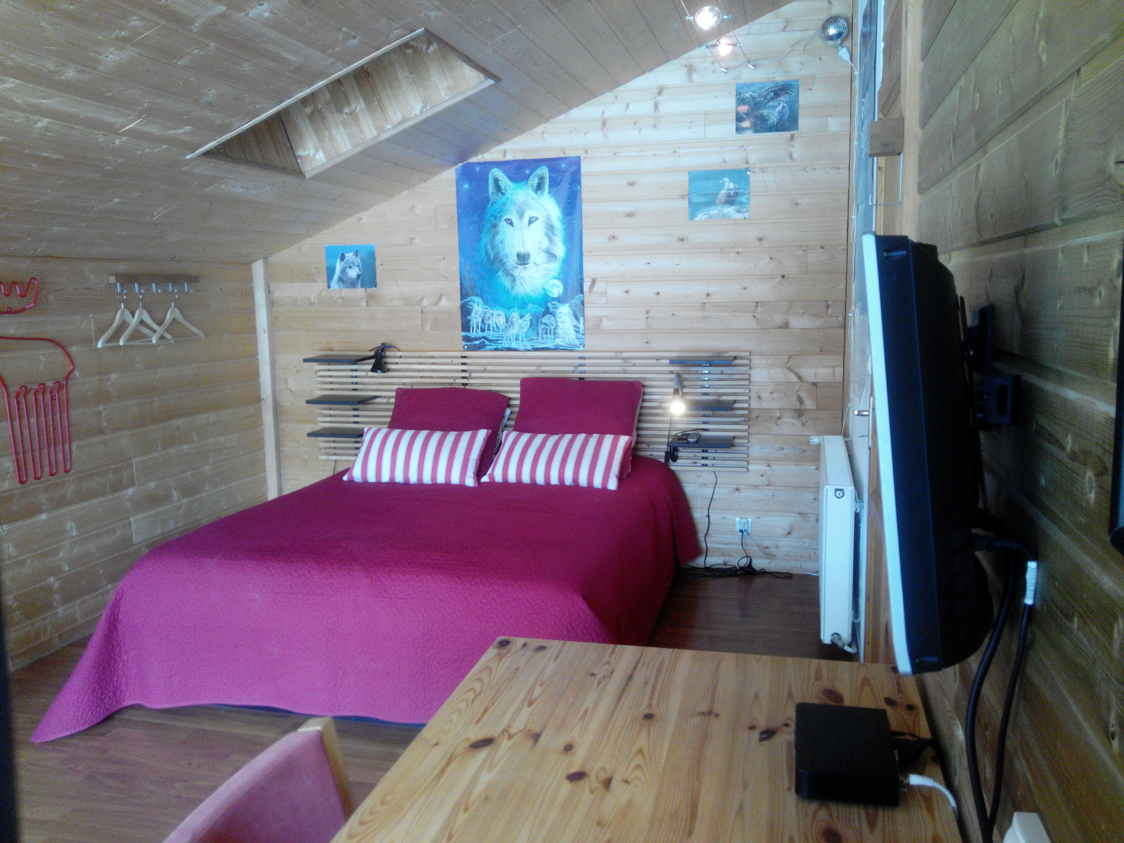 5 Schlafzimmer, Bügeleisen/Bügelbrett