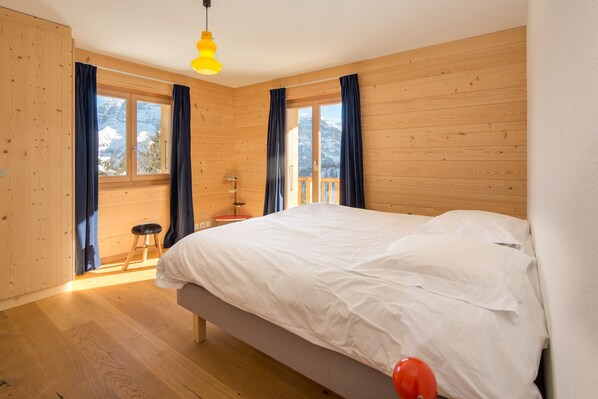 7 Schlafzimmer, Bügeleisen/Bügelbrett, WLAN, Bettwäsche