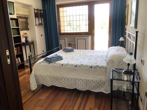 3 dormitorios, tabla de planchar con plancha, wifi y ropa de cama