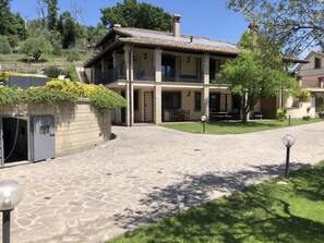 Exterior - Villa Donafè @Charme with Private Pool, Relax, Near Rome (Sacrofano, Latium)