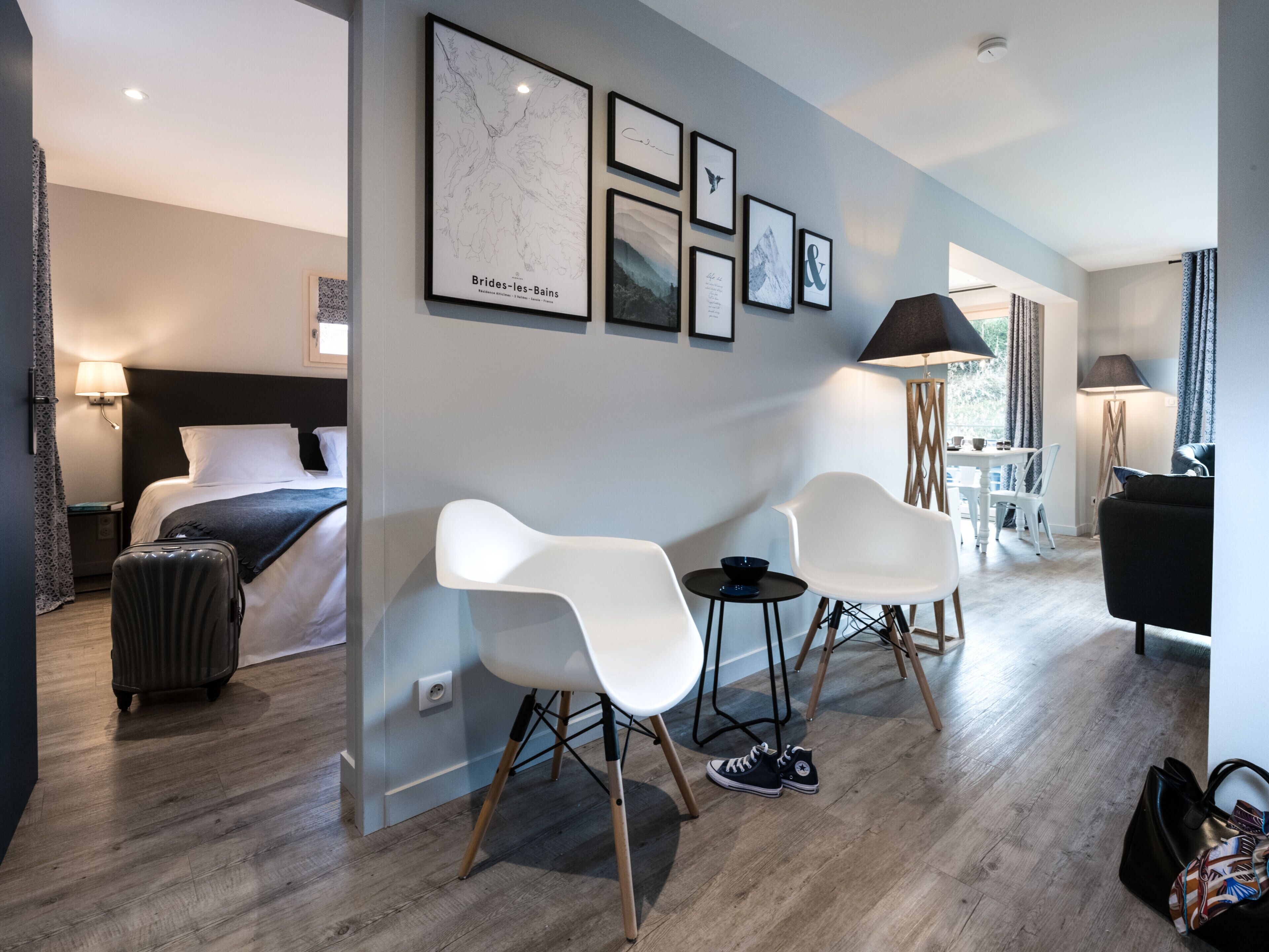 2 slaapkamers, een strijkplank/strijkijzer, reisbedje, wifi