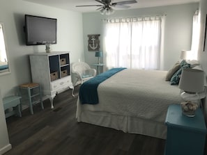 3 habitaciones, cuna de viaje, wifi gratis y ropa de cama