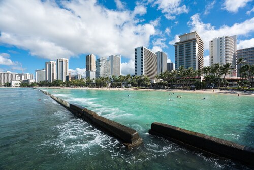 Luxury Waikiki Penthouse - Ocean Views, Free Parking & WIFI