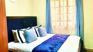 4 chambres, fer et planche à repasser, Wi-Fi gratuit, draps fournis