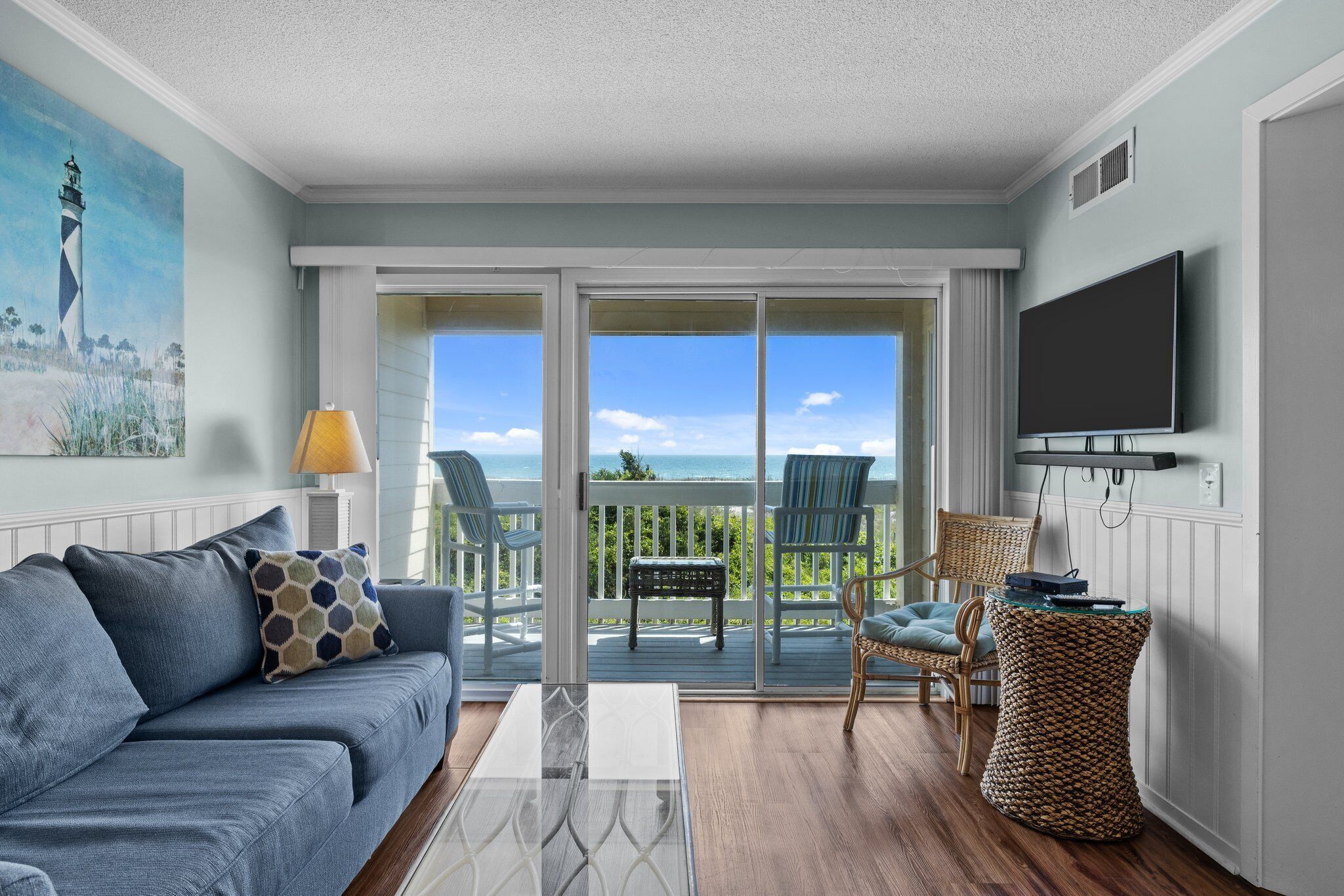 TV, table tennis, stereo