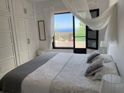 Finca la Cantera. Peaceful retreat. Amazing views. Rustic charm.  Privacy