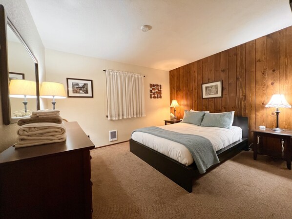 5 bedrooms, iron/ironing board, travel crib, free WiFi