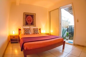 1 bedroom, Internet, bed sheets - Le 135 ***: Sauna and Zen area (Saint-Paul)