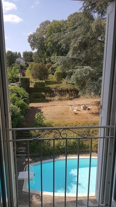 Le Point du Jour - Family house with character from 1900