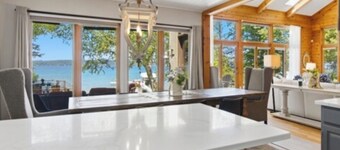 Cottage on TORCH LAKE!  AUGUST 22 week OPEN!