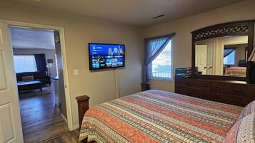 1 bedroom, iron/ironing board, free WiFi, bed sheets