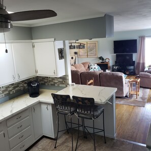 Interior - Beautiful Waterfront Home on Baugo Bay (Osceola)