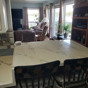 Interior - Beautiful Waterfront Home on Baugo Bay (Osceola)