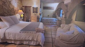 5 bedrooms, iron/ironing board, travel crib, free WiFi