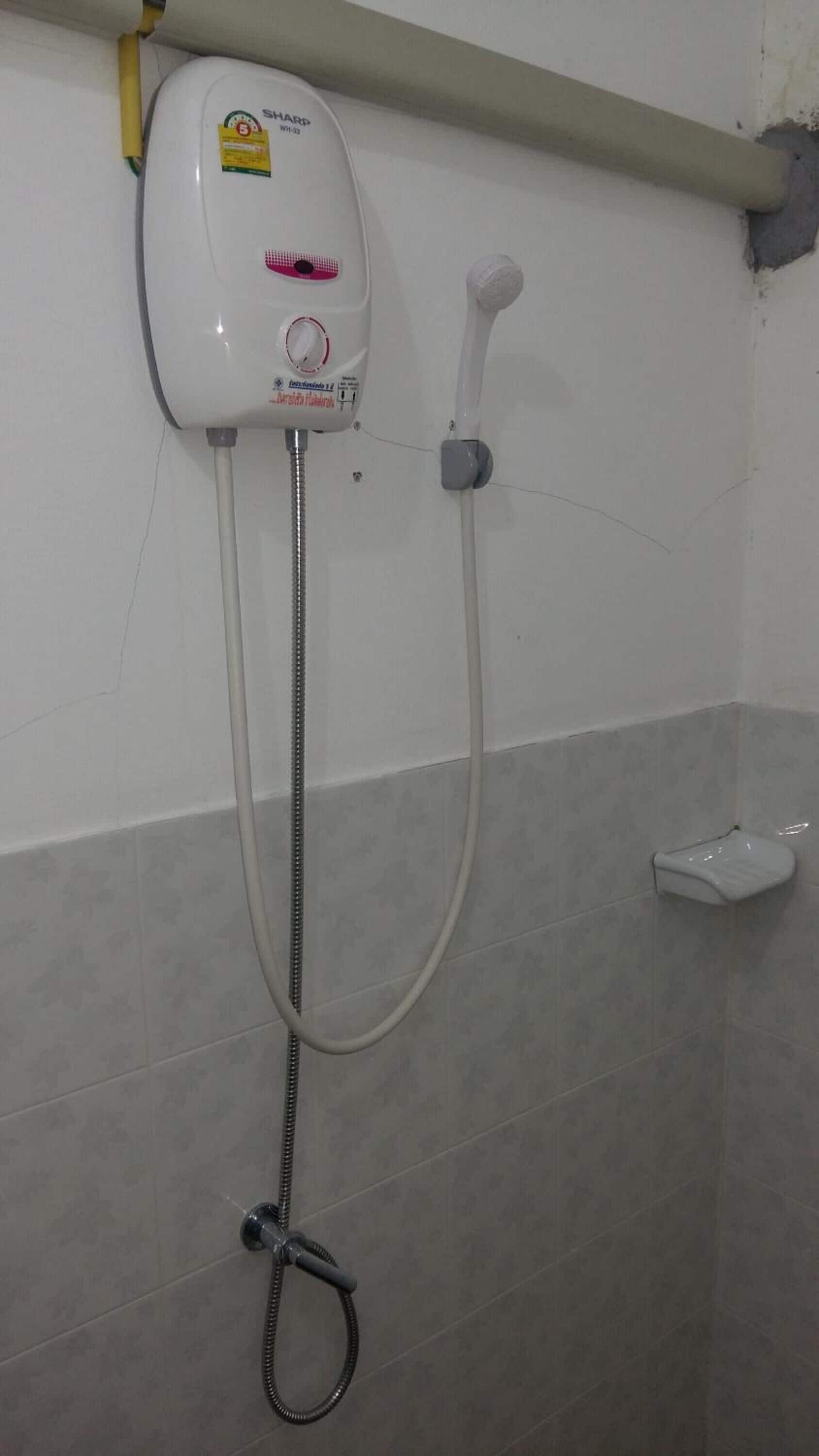 Shower, towels, soap, shampoo