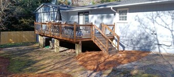 3100 sq ft, 5BR- 4BA located in Village of Pinehurst. Perfect home for golfers!