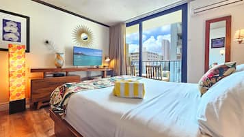 Bureau, fer et planche à repasser, Wi-Fi, draps fournis