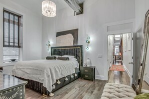 3 bedrooms, iron/ironing board, Internet, bed sheets